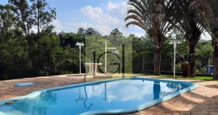 Chácara de Luxo em Condomínio: 3 quartos, 1 suíte, 3 salas, 4 banheiros, 10 vagas de garagem, 250m² - Itu-SP, Chácaras Leonardi.