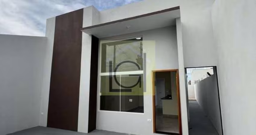 Imóvel à venda em Salto-SP: Casa com 2 quartos, 1 suíte, 2 banheiros e 2 vagas no Jardim Novo São Pedro.