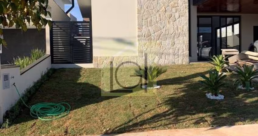 Imperdível: Casa à venda em Salto-SP, no Residencial Central Parque, com 3 suítes, 4 banheiros e 161m². Confira já!