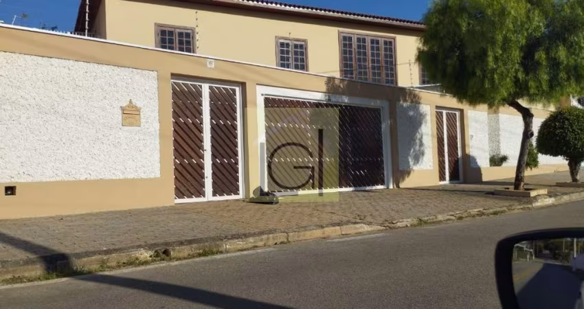 Casa para locação no Alto das Palmeiras, Itu-SP: 4 quartos, 2 suítes, 3 salas, 4 banheiros, 6 vagas de garagem, 403m². Explore!