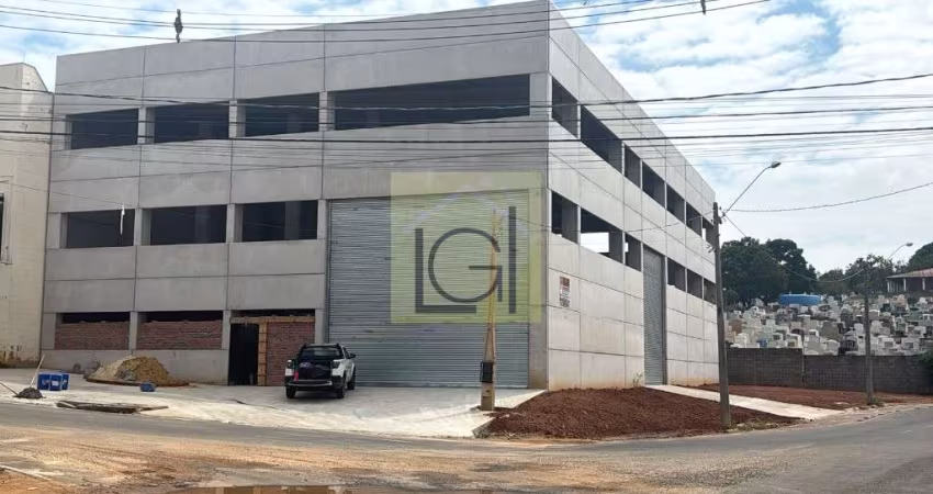 Galpão industrial para locação no Distrito Industrial dos Bandeirantes em Salto-SP: 940m² e 3 banheiros!