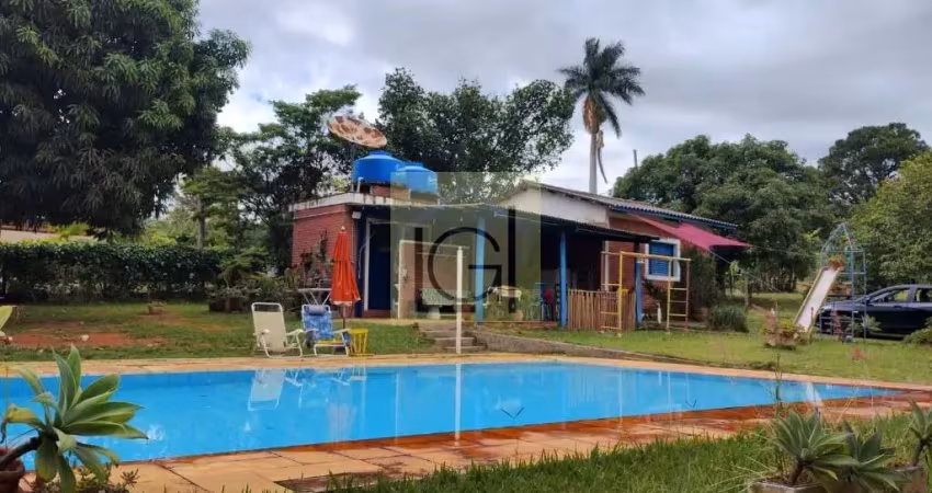 Chácara à venda em em itu-sp, condomínio monte verde: 1 quarto, 1 suíte, 3 banheiros, 98m², 2638 m2 de área