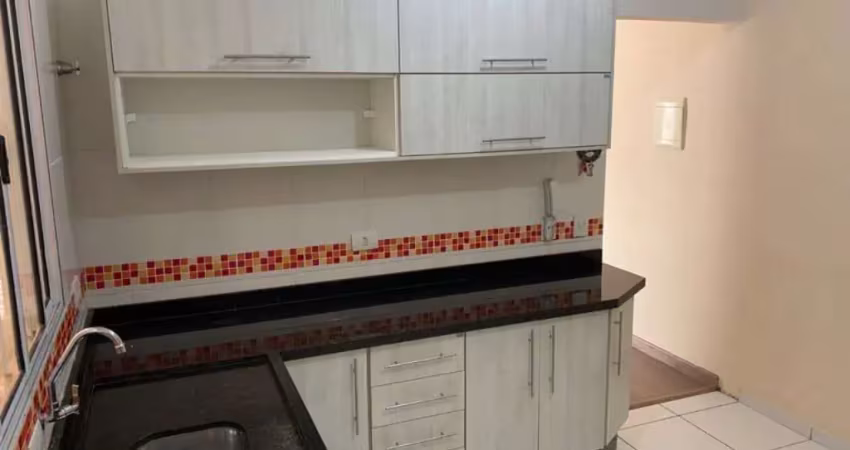 Sobrado lindo em condomínio, 2 suítes com sacada ,  vila brasileira