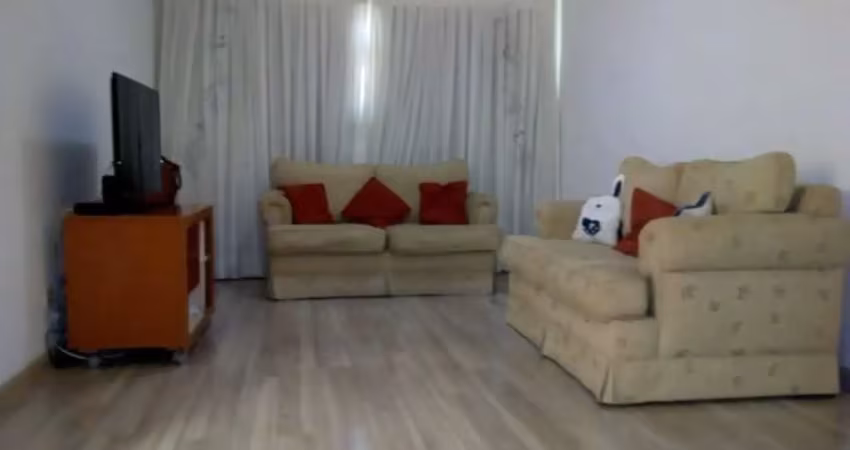 Casa em Condomínio à Venda em Mogi das Cruzes - Residencial Jardim Europa: 3 quartos, 1 suíte, 2 salas, 3 banheiros, 3 vagas, 119 m².Por R$: 550 mil .