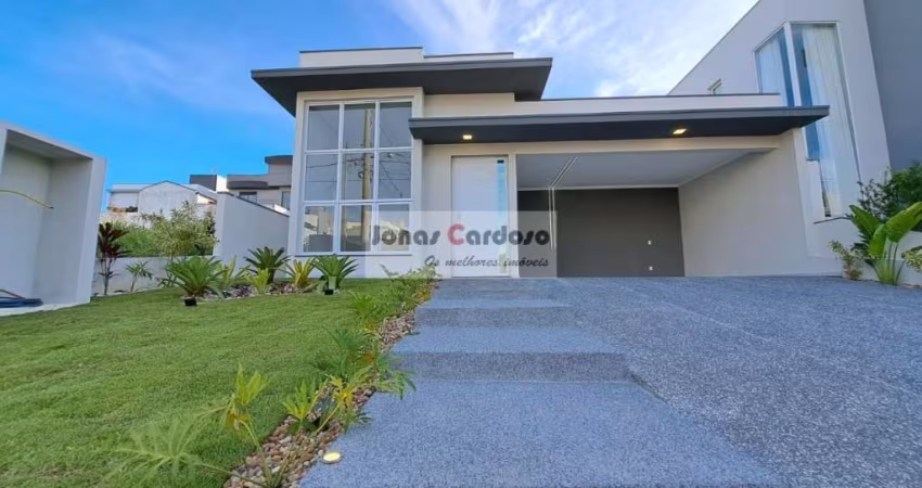 Casa térrea a venda no cond. Mosaico Essence, jacuzzi , sala bem ampla, cozinha planejada, ar condic. nas 3 suítes , R$: 1.350.000, Mogi das Cruzes.