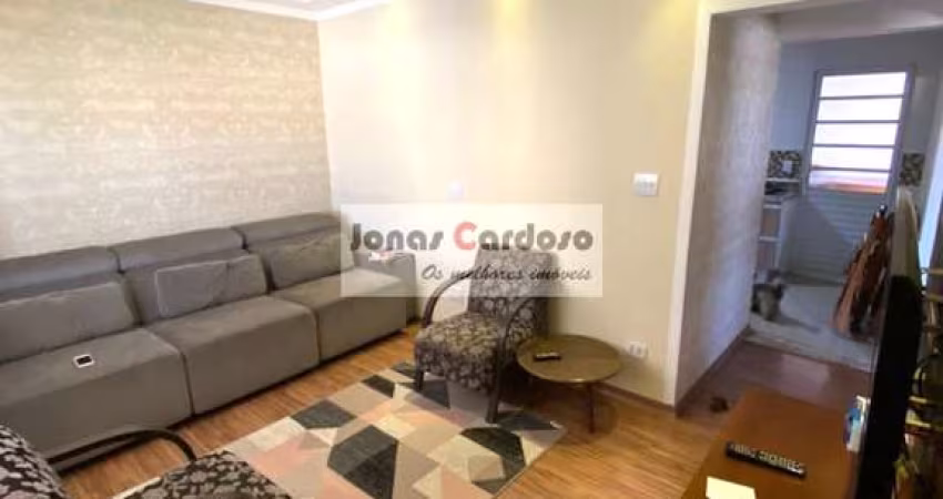 Casa térrea à venda na Vila Braz Cubas em Mogi das Cruzes. Com 2 quartos, 2 banheiros, 2 vagas de garagem, área gourmet. Por apenas R$: 480 mil.