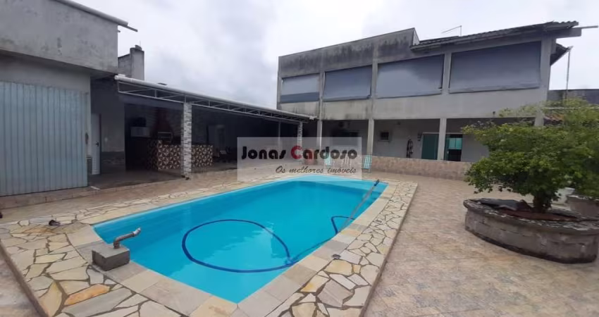 Sítio à venda em Mogi das Cruzes-SP, Conjunto Oropó - 3 quartos, 1 suíte, 2 salas, 717,00 m². Por R$: 740 mil,.