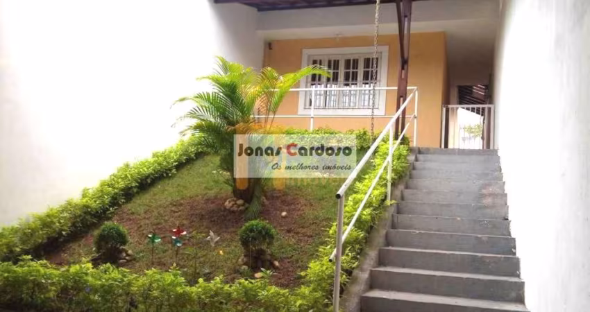 Imperdível! Casa térrea na Vila da Prata: 3 quartos, 1 suíte, 1 sala ampla, cozinha planejada, 250m². Por apenas R$: 410 mil e aceita financiamento