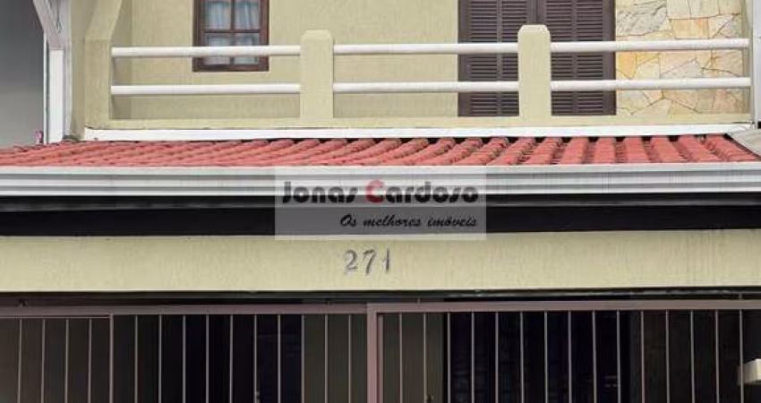 Imperdível: Casa à venda em Mogi das Cruzes-SP, bairro Cesar de Souza; 2 quartos, 2 salas, 2 banheiros, 2 vagas, 125m². Por R$: 480 mil.