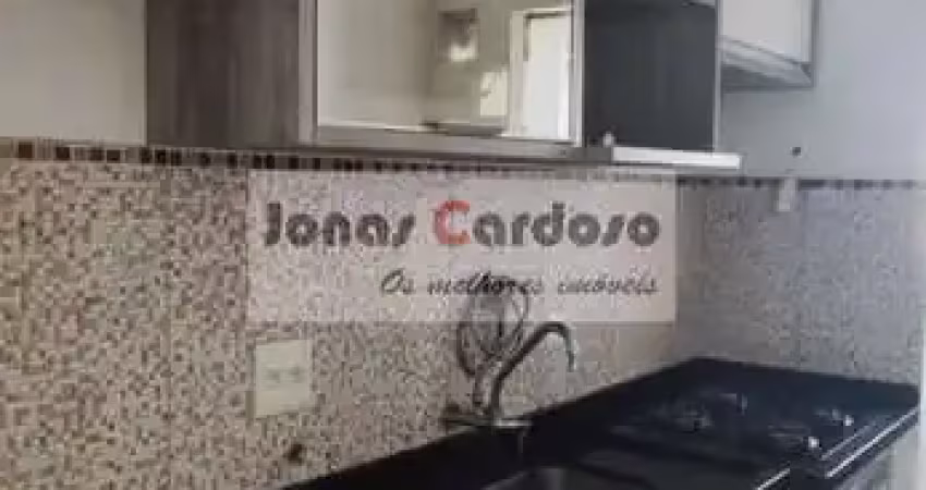 Apartamento à venda em Mogi das Cruzes-SP na Vila Santana: 2 quartos, 1 sala, 1 vaga de garagem! Por R$: 190 mil e ainda estuda permuta por carro!!