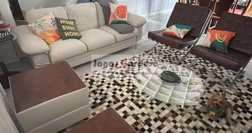 Imóvel de Luxo na Vila Lavínia: Casa de 3 quartos com suite, 2 salas, 3 banheiros, 3 vagas. Por 750 Mil.