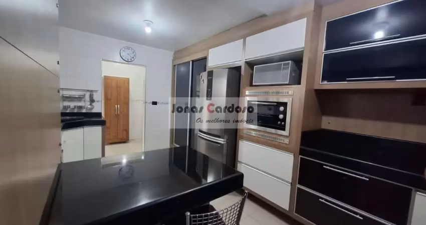 Casa à venda em mogi das cruzes-sp, parque santana: 3 quartos, 1 sala, 2 banheiros, 1 vaga de garagem. por 585 mil.