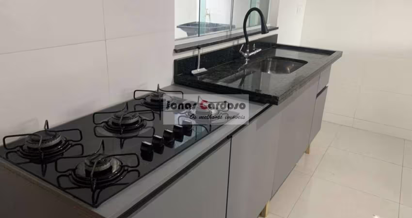 Aluguel de Casa em Condomínio de Luxo em Mogi das Cruzes-SP, Parque Santana, 3 Quartos, 1 Suíte.