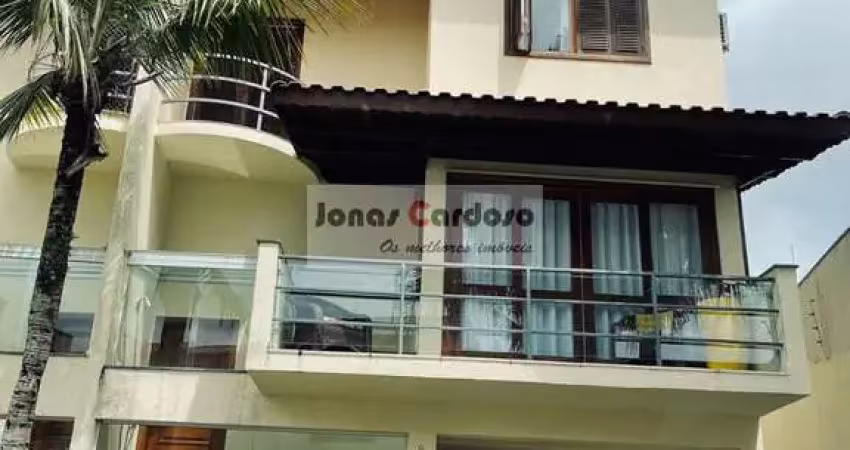 Casa em condomínio de luxo na vila oliveira, mogi das cruzes-sp: 3 quartos, 2 suítes, 1 sala, 2 banheiros, 3 vagas, 300m².
