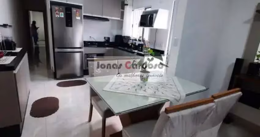 Casa térrea à venda em mogi das cruzes-sp, bairro oropo, 2 quartos, 1 suíte, 2 salas, 2 banheiros, 2 vagas, área gourmet impecável. r$: 580 mil.