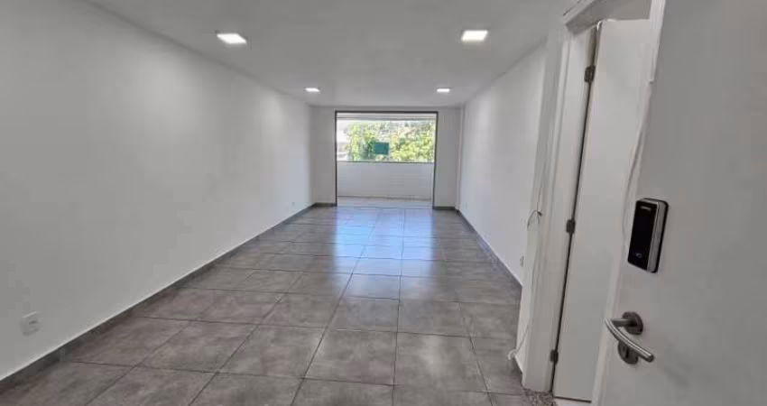 Sala comercial para alugar na Rua Coronel João Olintho, Recreio dos Bandeirantes, Rio de Janeiro