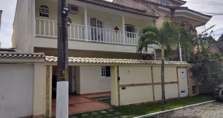 Casa em condomínio fechado com 5 quartos à venda na Rua Daniel Barreto dos Santos, Vargem Pequena, Rio de Janeiro