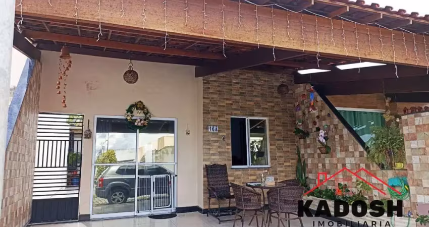 Excelente oportunidade! Casa à venda em Feira de Santana-BA, bairro Santo Antônio dos Prazeres: 2 quartos, 1 sala, 1 banheiro, 1 vaga de garagem, 130m².