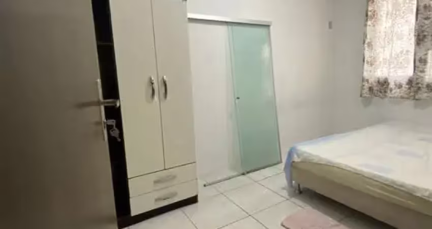 Apartamento à venda em Feira de Santana-BA, bairro Calumbi com 2 quartos, 1 sala, 1 banheiro e 1 vaga de garagem!