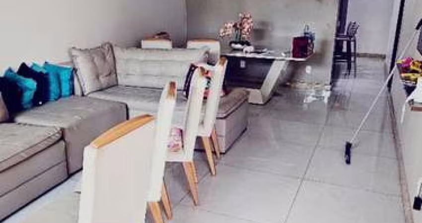 Imperdível! Casa à venda em Feira de Santana-BA, bairro Tomba, 3 quartos, 2 suítes, 1 sala, 4 banheiros, 2 vagas, 250m².