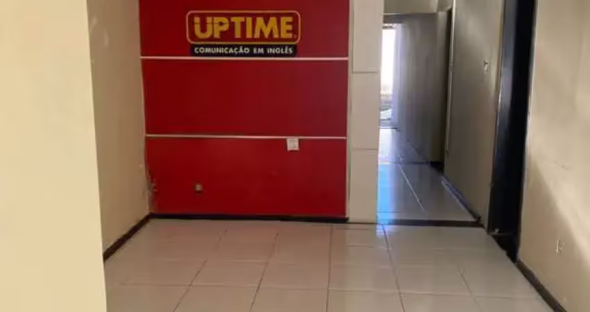 Casa para venda ou locação em feira de santana-ba, ponto central: 3 quartos, sala, banheiro, 12,40m² de área!