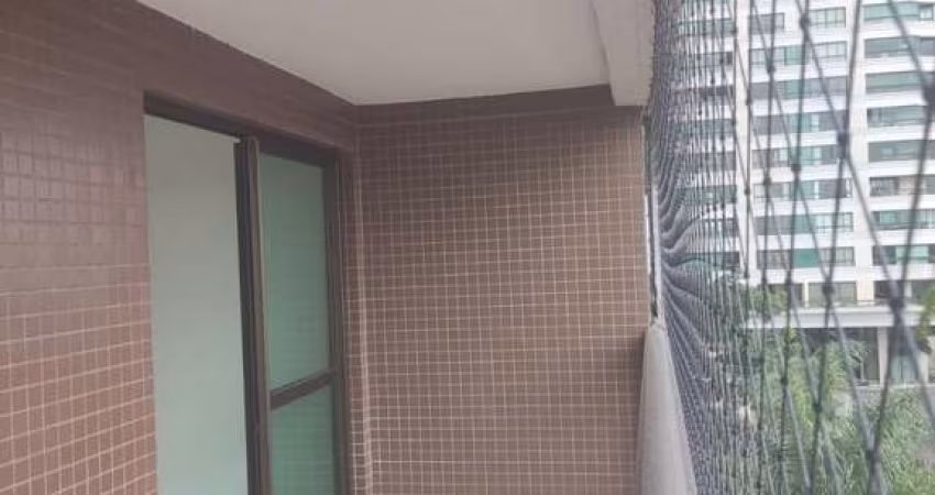 Apartamento para locação em Feira de Santana-BA, bairro Santa Mônica - 3 quartos, 1 suíte, 1 sala, 2 banheiros, 2 vagas de garagem, 80 m²