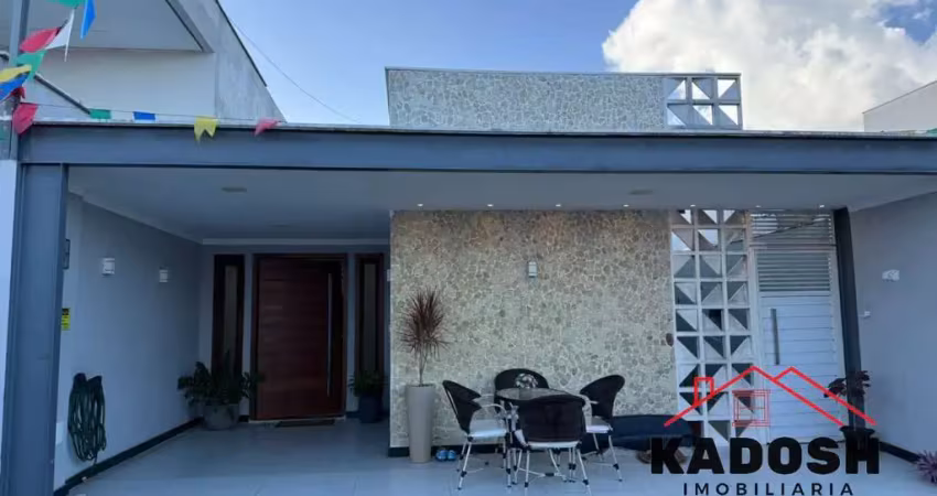 Casa mobiliada no condominio vila suiça, localizado no bairro papagaio em feira de santana