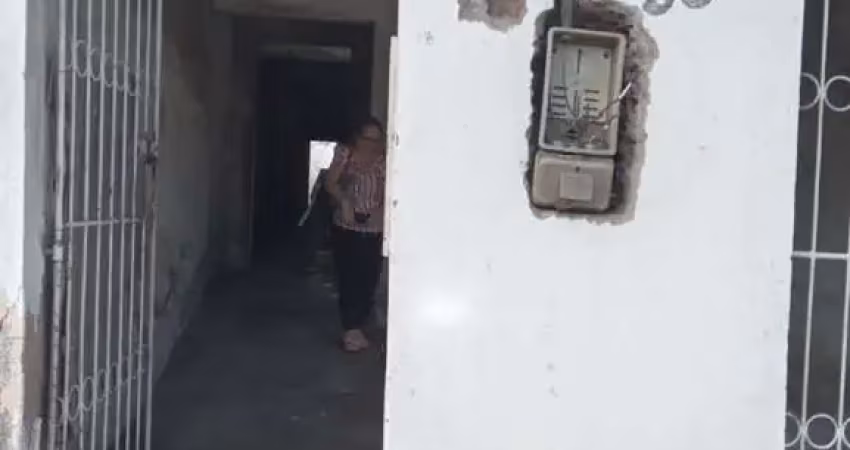 Imperdível oportunidade: casa para venda localizada no bairro tomba em feira de santana