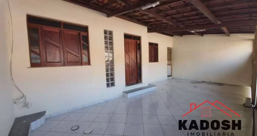 Casa para venda localizada no feira 5 na mangabeira proxima a fraga maia em feira de santana