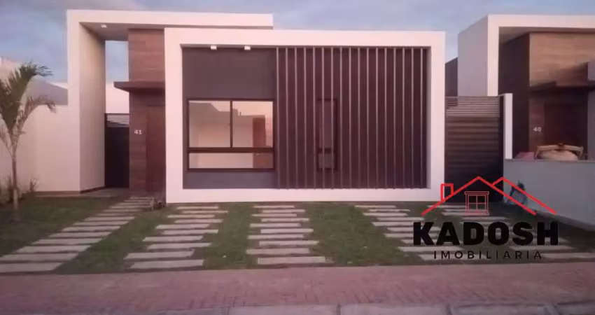 Casa ampla com terreno excedente no condominio lantai para venda e para locação localizada no bairro registro em feira de santana