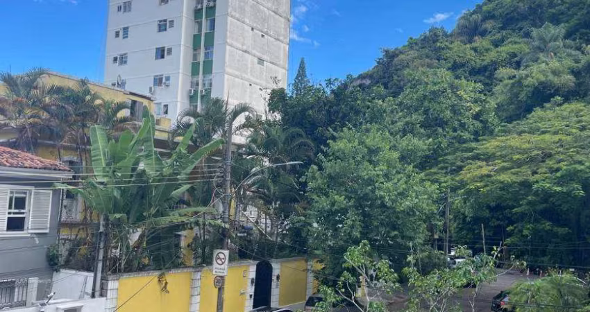 Casa super bem localizada na Gávea!