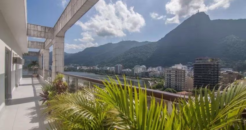 Imóvel para venda possui 501 metros quadrados com 4 quartos em Lagoa - Rio de Janeiro - RJ