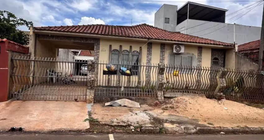 VENDA | Casa, com 4 quartos em Jardim Panorama, Sarandi