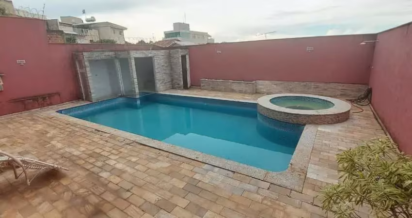 Casa com 4 quartos para alugar na Rua Professor Fernando de Magalhães, 222, Álvaro Camargos, Belo Horizonte