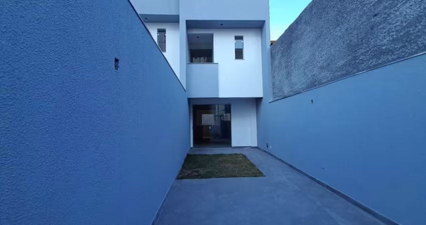 Casa em condomínio fechado com 2 quartos à venda na Rua Professora Vicentina Barreto, 97, Planalto, Belo Horizonte