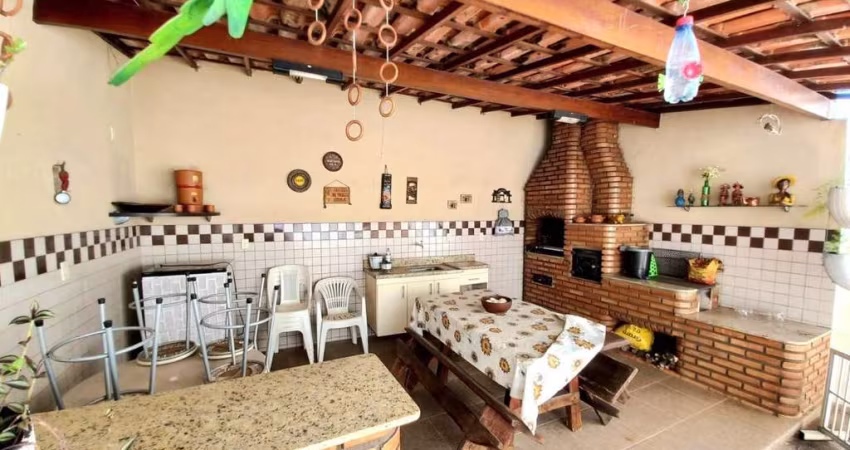 Casa com 4 quartos à venda na Rua Alair Marques Rodrigues, 780, Santa Amélia, Belo Horizonte