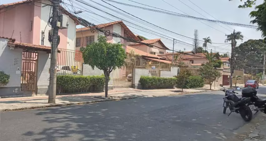 Casa com 3 quartos para alugar na Rua São Miguel, 624, Itapoã, Belo Horizonte