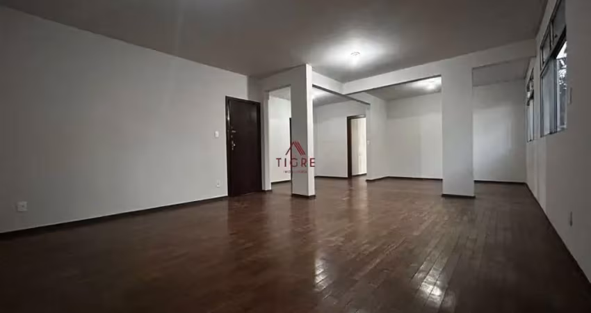 Apartamento com 3 quartos para alugar na Rua Henrique Passini, 63, Serra, Belo Horizonte