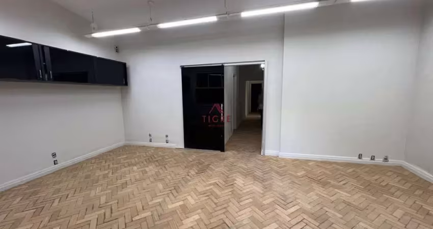 Casa comercial para alugar na Rua Alumínio, 179, Serra, Belo Horizonte