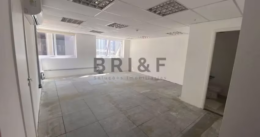 Sala comercial com 130m² para locação no brooklin na região da berrini
