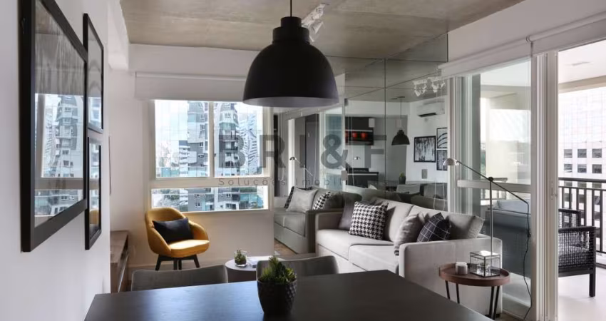 Apartamento para locação 63m², mobiliado, 2 banheiros, varanda, 1 vaga. Cidade Monções.
