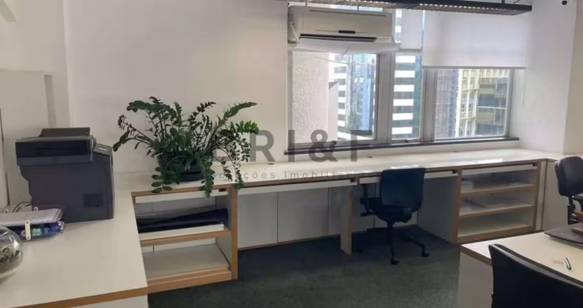 CONJUNTO COMERCIAL PARA VENDA E LOCAÇÃO NO BROOKLIN, 117M²