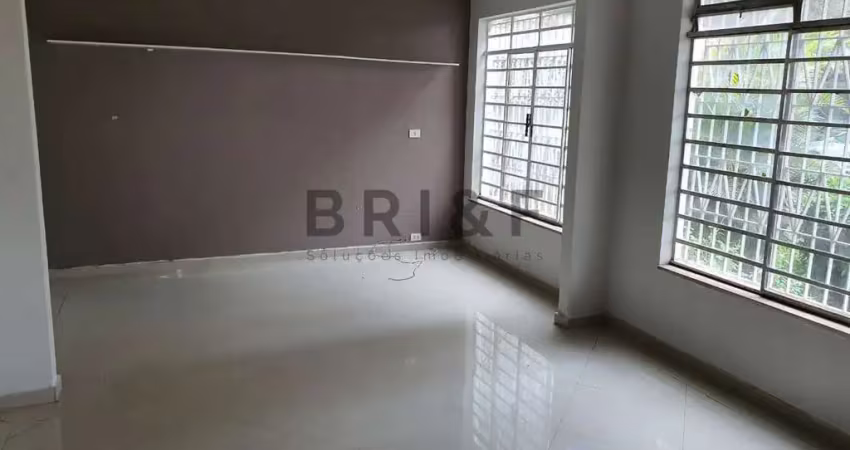 Casa  para locação  220 m² com 3 salas  e 4 vagas  no campo belo