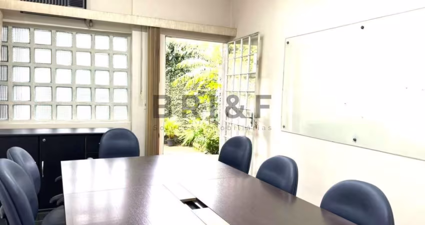 Prédio Comercial  disponível para Locação no Brooklin com 7 salas