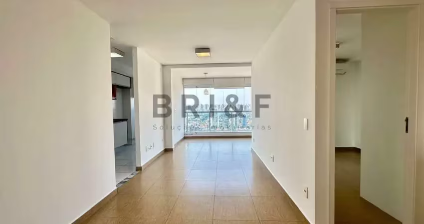 Brooklin apartamento 1 dormitório, ar condicionado, varanda, 1 vaga