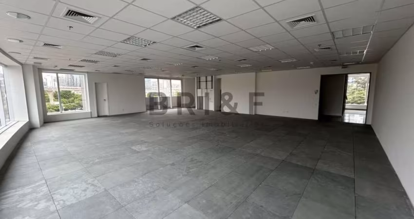 SALA COMERCIAL DUPLEX PARA LOCAÇÃO COM 353M², 10 VAGAS DE GARAGEM NO BROOKLIN, REGIÃO DA BERRINI