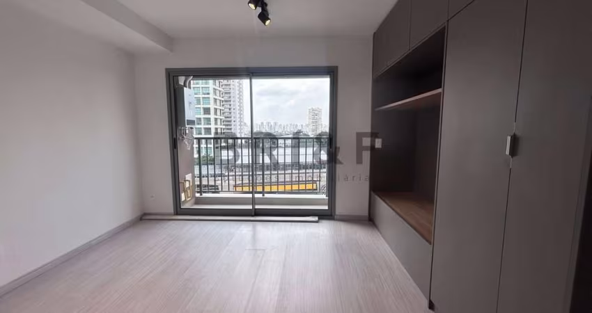 STUDIO PARA LOCAÇÃO NO BROOKLIN, 24M², NÃO MOBILIADO, COM ARMÁRIOS PLANEJADOS, SEM VAGA, COM LAZER