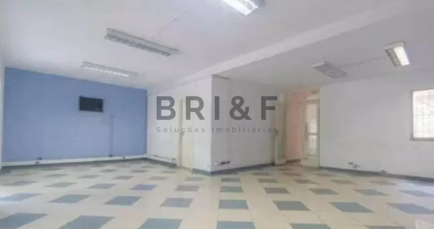 SOBRADO RESIDENCIAL A VENDA COM 360M², 4 DORMITÓRIOS, 2 SUÍTES E 6 VAGAS NO CAMPO BELO
