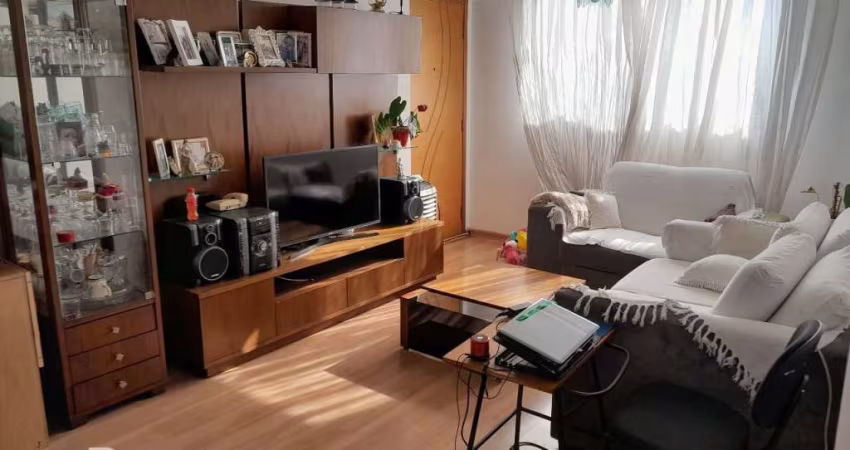Apartamento espaçoso de 3 dormitorios com excelente localização ao lado da Estação Santos Imigrantes do Metrô