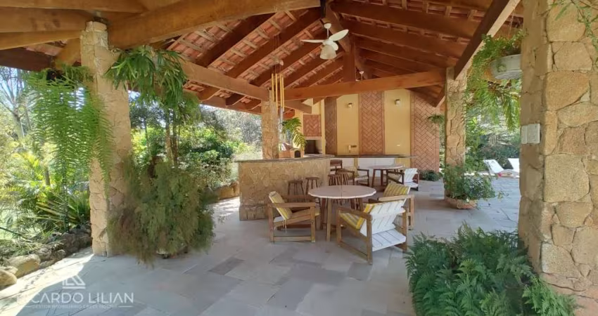 Propriedade Excepcional com 68.000 m² no  Condomínio Shambala 1, Atibaia.